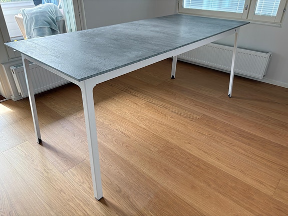 Calligaris Dot ruokapöytä