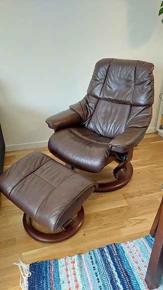 Stressless nojatuoli + rahi