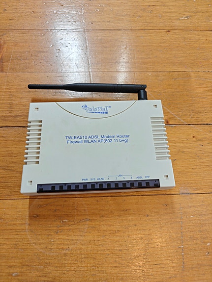 Telewell EA510 ADSL-modeemi/reititin