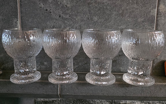 Iittala Kekkeri punkku punaviini lasit 4kpl
