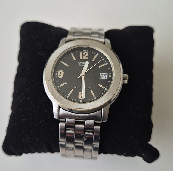 Casio miesten rannekello teräsrannekkeella