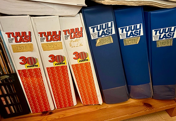 Tuulilasi-lehti vuosikerrat 1990-1995 original-kansioissa