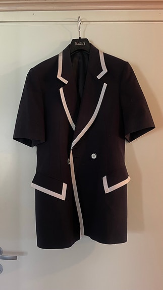 Marks & Spencer jakku koko 42 musta