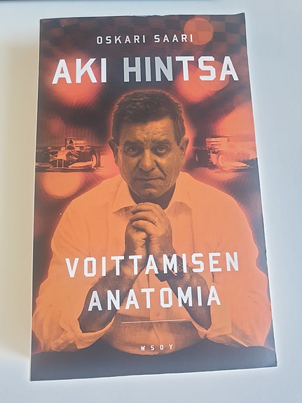 Oskari Saari - Aki Hintsa Voittamisen anatomia kirja