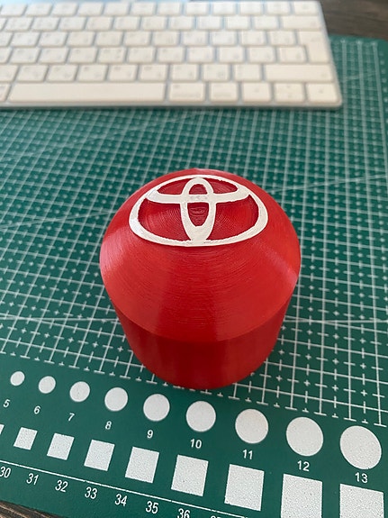 Toyota vetokoukun suojahattu – kestävä ja joustava TPU