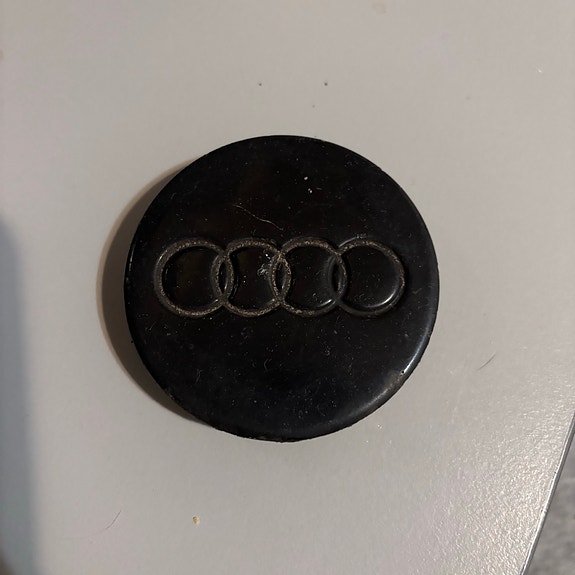 Audi vanteen keskikapseli 1 kpl