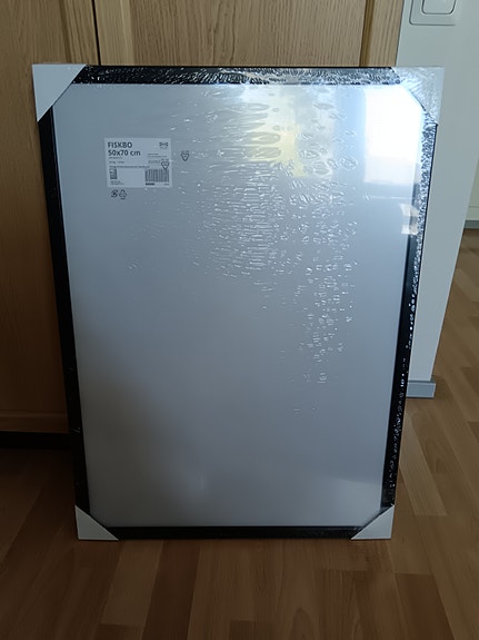 Uusi musta kehys 50 x 70