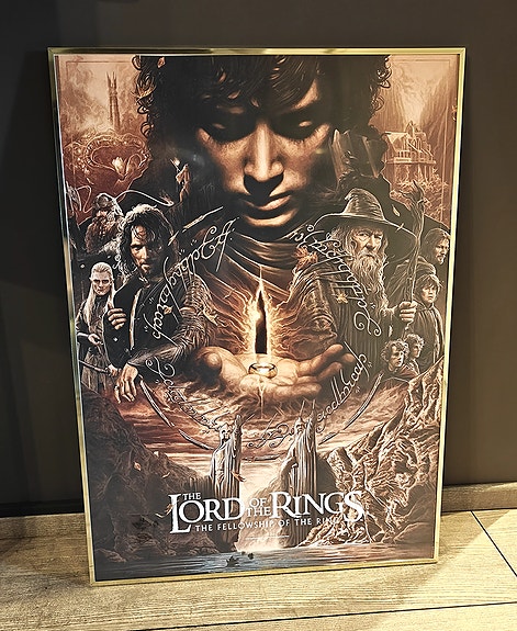 50x70cm kehystetyt julisteet