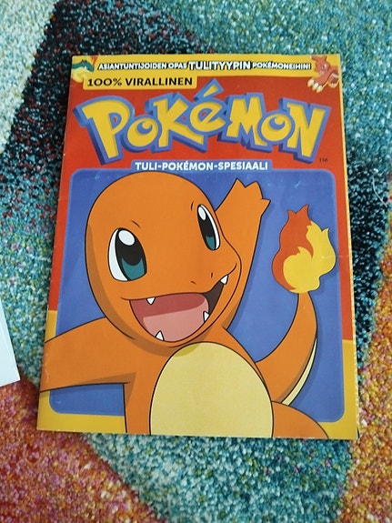 Pokémon Tuli-Pokémon -spesiaali kirja