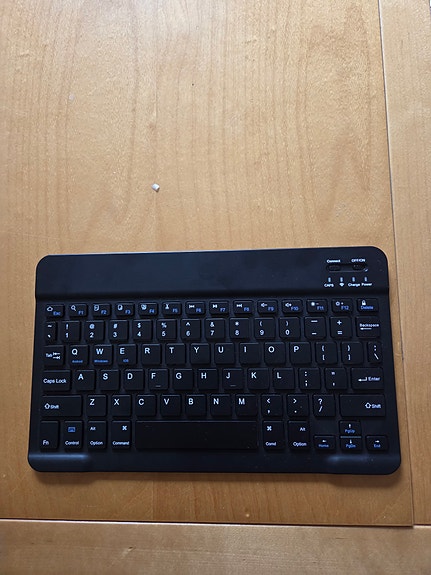 Bluetooth-näppäimistö