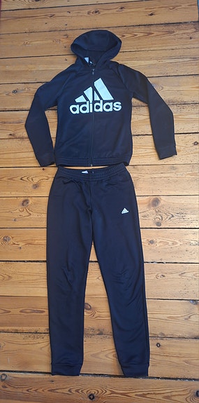 164 (170) Adidas verkkatakki / verkkapuku