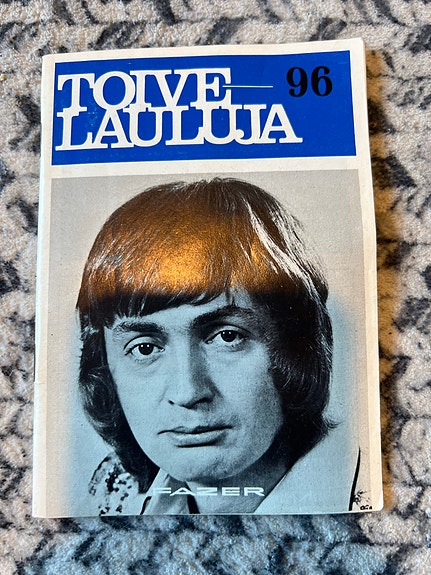 Fazer Toivelauluja 95, 96 ja 98 -laulukirjat