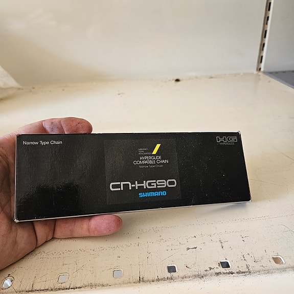 Shimano CN-HG90 ketju NOS