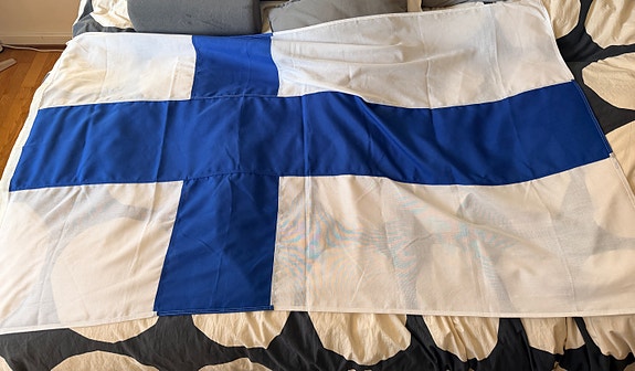 Suomen lippu no 6, koko 100 x 163 cm