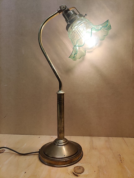 Pöytävalaisin messinki antiikki art nouveau  art deco jugend