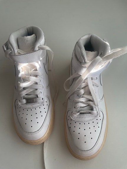 Nike Air Force 1 Mid tennarit koko 36,5 valkoinen