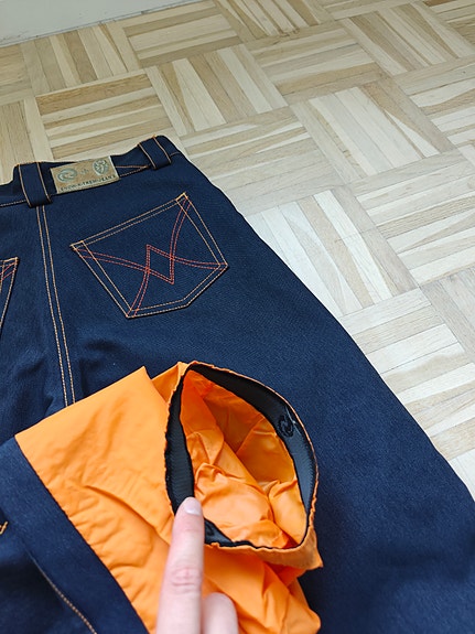 Product image 6 of 9