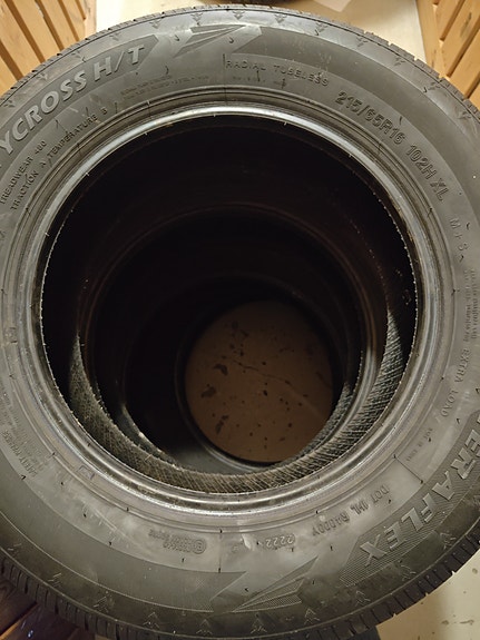 1 kpl Terraflex Citycross H/T 215/65R16 102H XL (DOT 2222