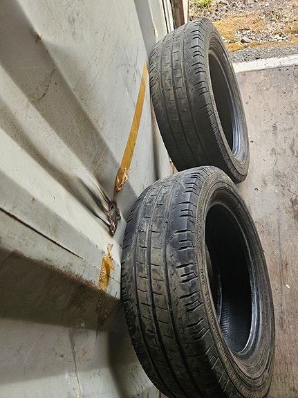 Pakettiauto kesärenkaat 205/65/R16C 2 kpl