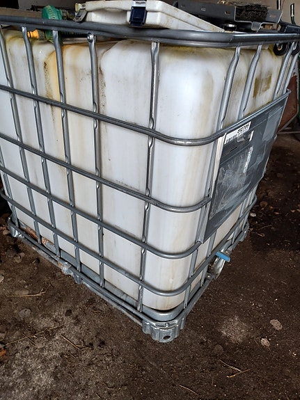 2kpl 1000 litran kontti/vesisäiliö