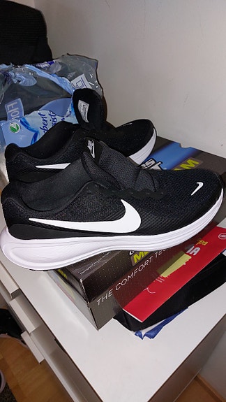 Nike Revolution 7 juoksu lenkkarit