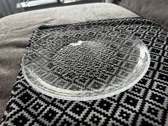 Iittala Ultima Thule lautaset kirkas lasi