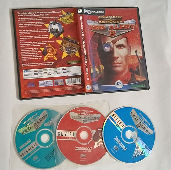 Command & Conquer: Red Alert 2 PC CD-ROM