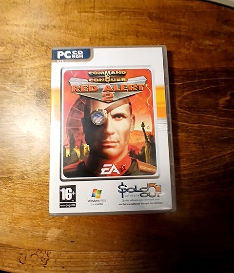 Command & Conquer: Red Alert 2 PC CD-ROM
