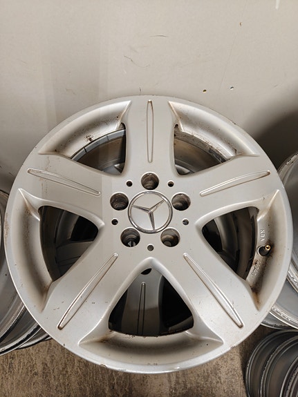 Mb 17" vanteet