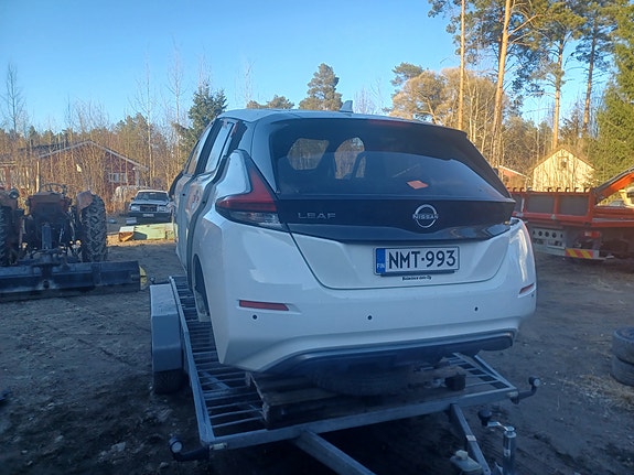Nissan Leaf, kori/varaosa-auto