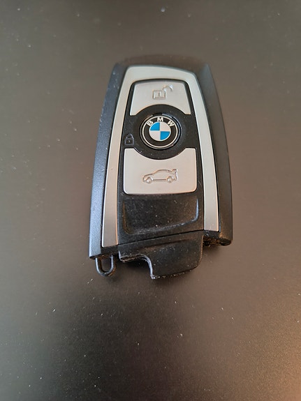 BMW alkuperäinen avain