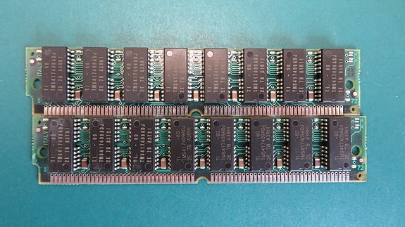 Texas Instruments 16 MB EDO 60 ns (2 kpl)