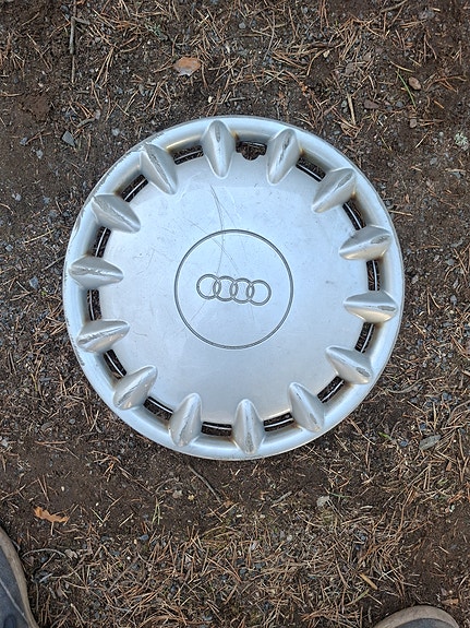 15" Audi pölykapseli