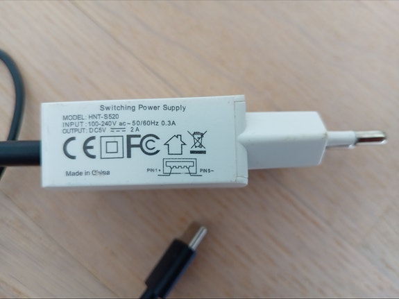 Puhelin laturi USB - C
