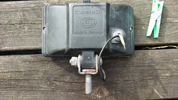 1 kpl vintage Hella Comet 450. Pelkkä kotelo!