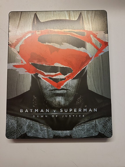 Batman v Superman Dawn of Justice Steelbook Blu-ray