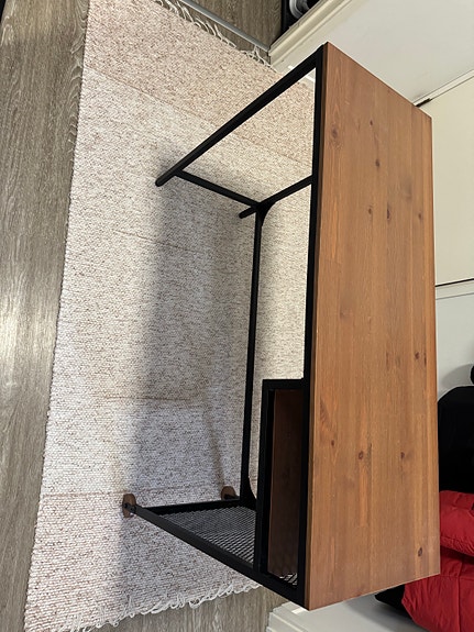 Ikea pöytä