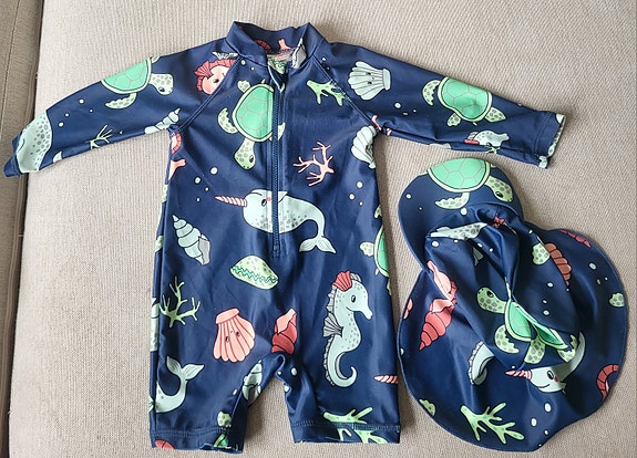 Lindex uv uimapuku 62/68 ja uimalippis
