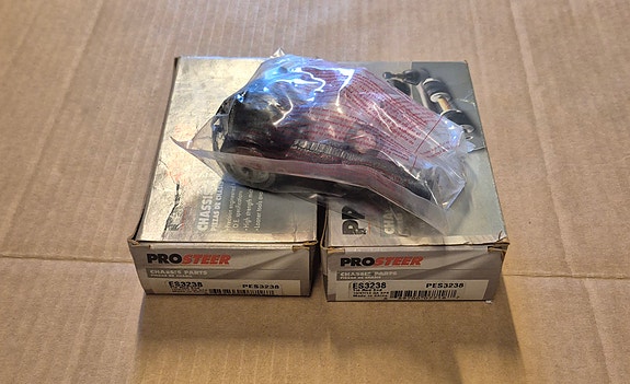 Ulommat raidetangon päät Chevrolet Camaro 93-02, Cadillac Seville 92-96 yms.