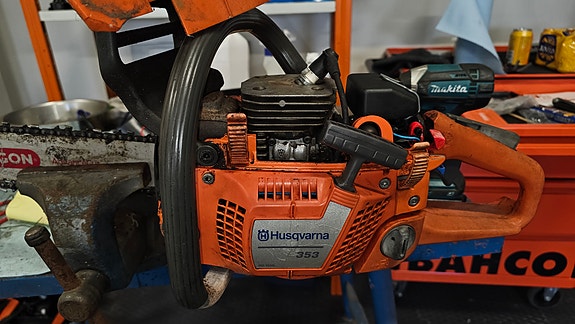 Husqvarna 353 varaosia