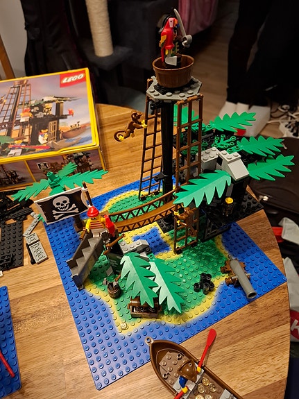 Lego Forbidden Island 6270