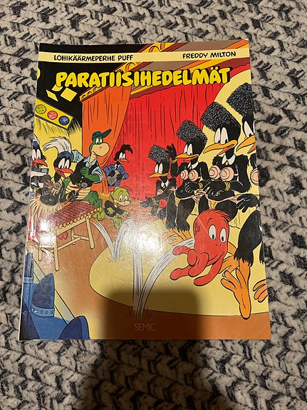 Paratiisihedelmät sarjakuva-albumi