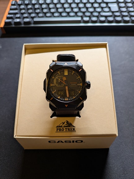 Casio Pro Trek Field Survivor solar
