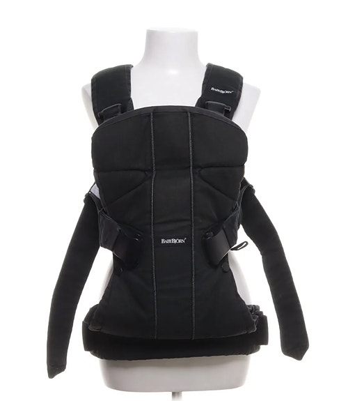 Baby bjorn carrier