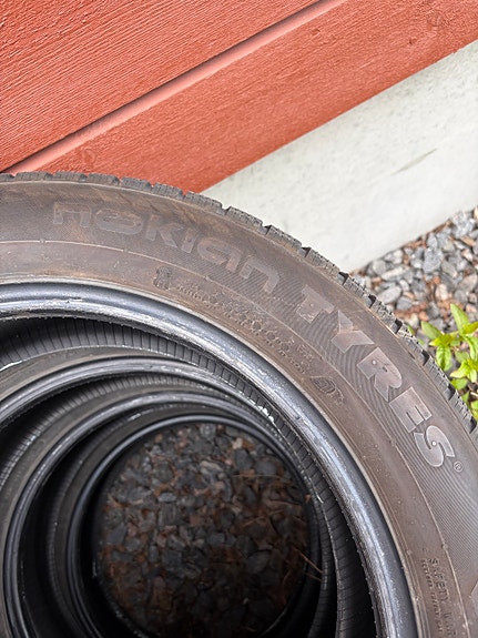 Nokian 205/55 r17