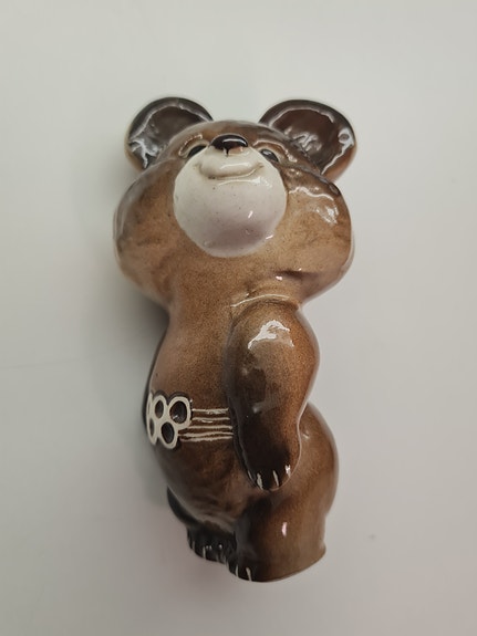 Miska Karhu figuuri