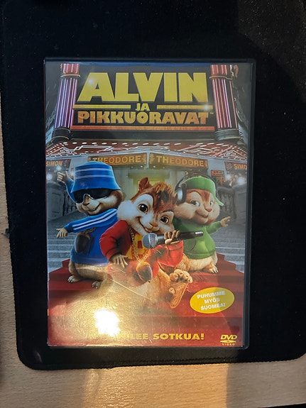 Alvin ja pikkuoravat DVD-elokuva suomi-äänillä