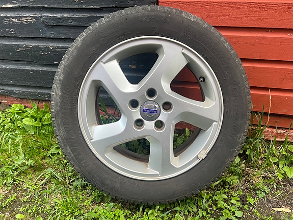 Volvo 16” vanteet Michelin crossclimate -renkailla (4kpl)