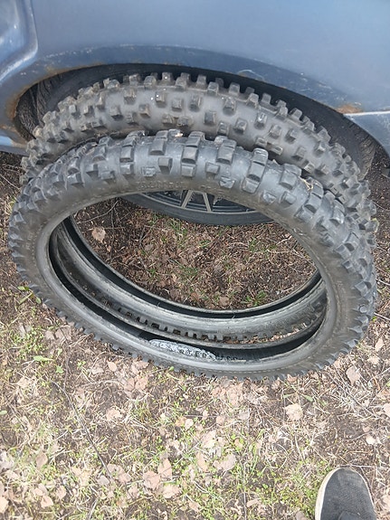 krossipyörän renkaat 19"