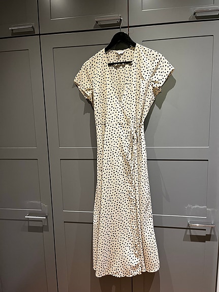 Bubbleroom kesämekko koko 36 beige